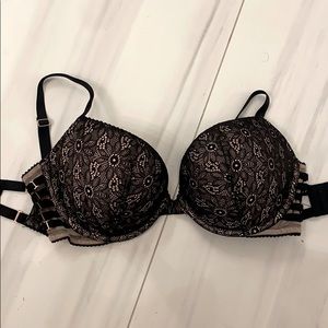 34DDD black lace push up bra